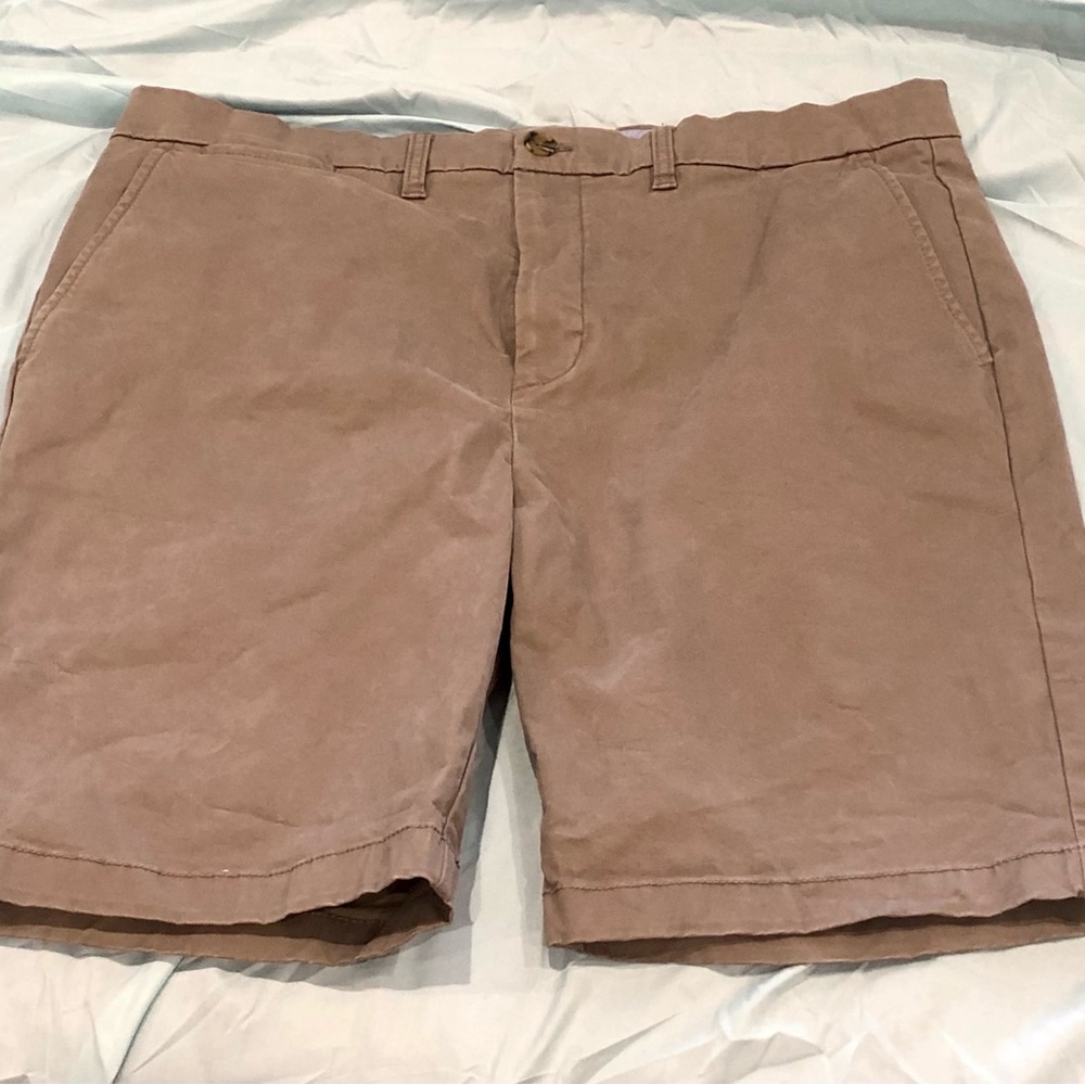 Tommy Hilfiger khaki dress shorts men’s size 36